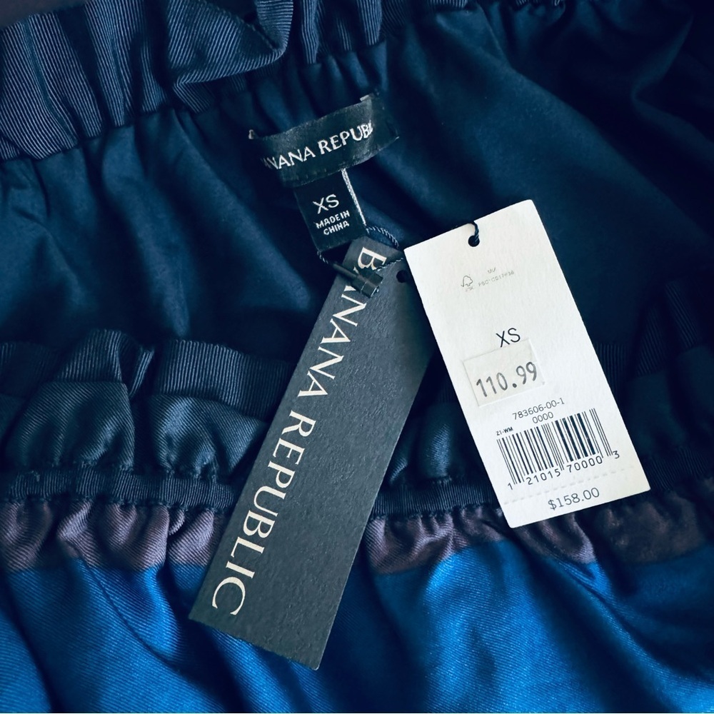 Banana Republic Silk Off The Shoulder Mini Dress - Picture 4 of 9